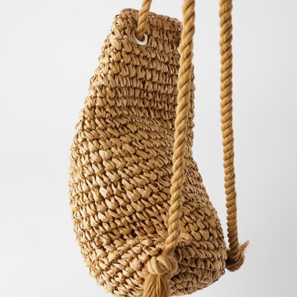 Zara natural woven backpack - Picture 4 of 10